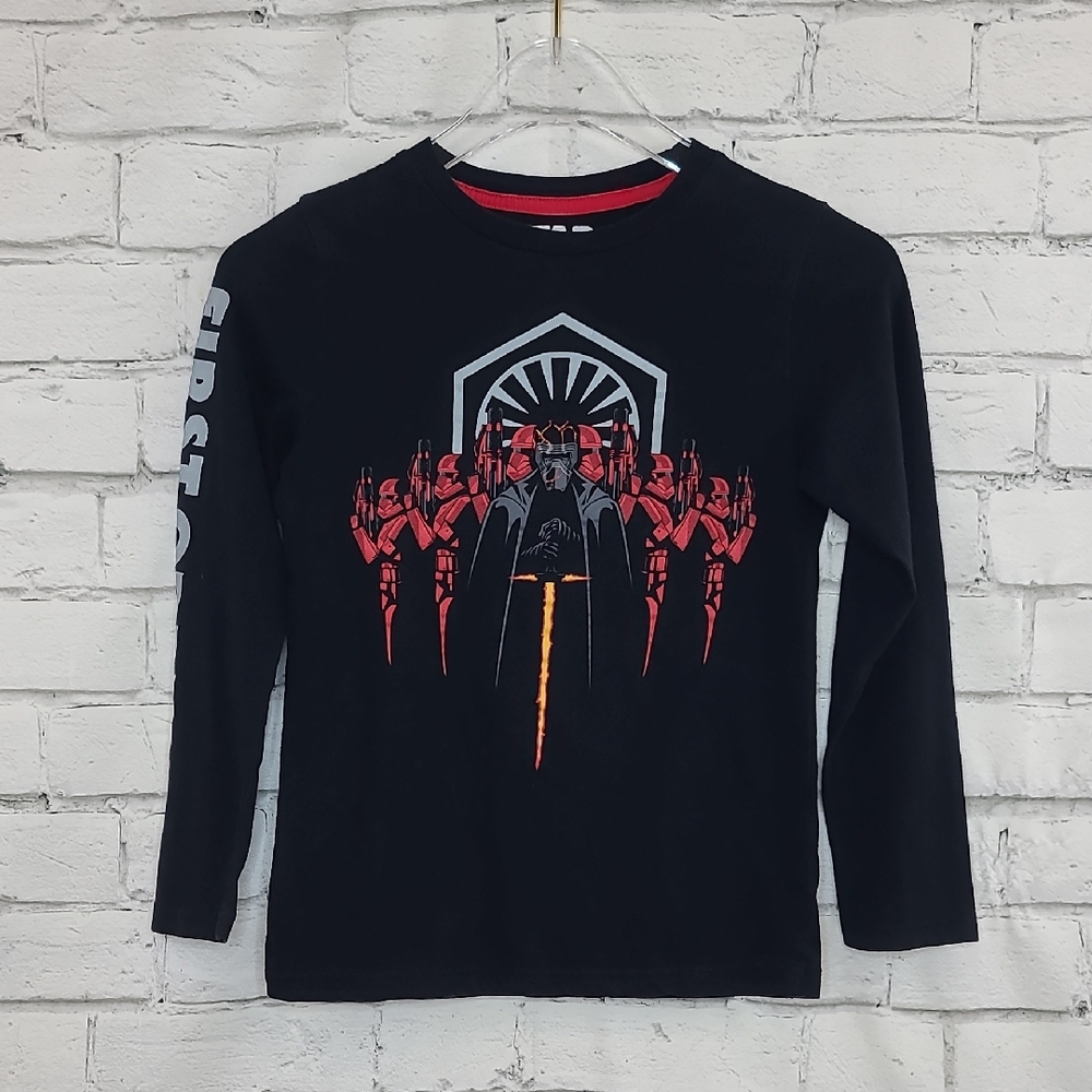 Star Wars Kylo Ren Graphic Crew Neck Long Sleeve Soft Relaxed Fit Tee Black/Red